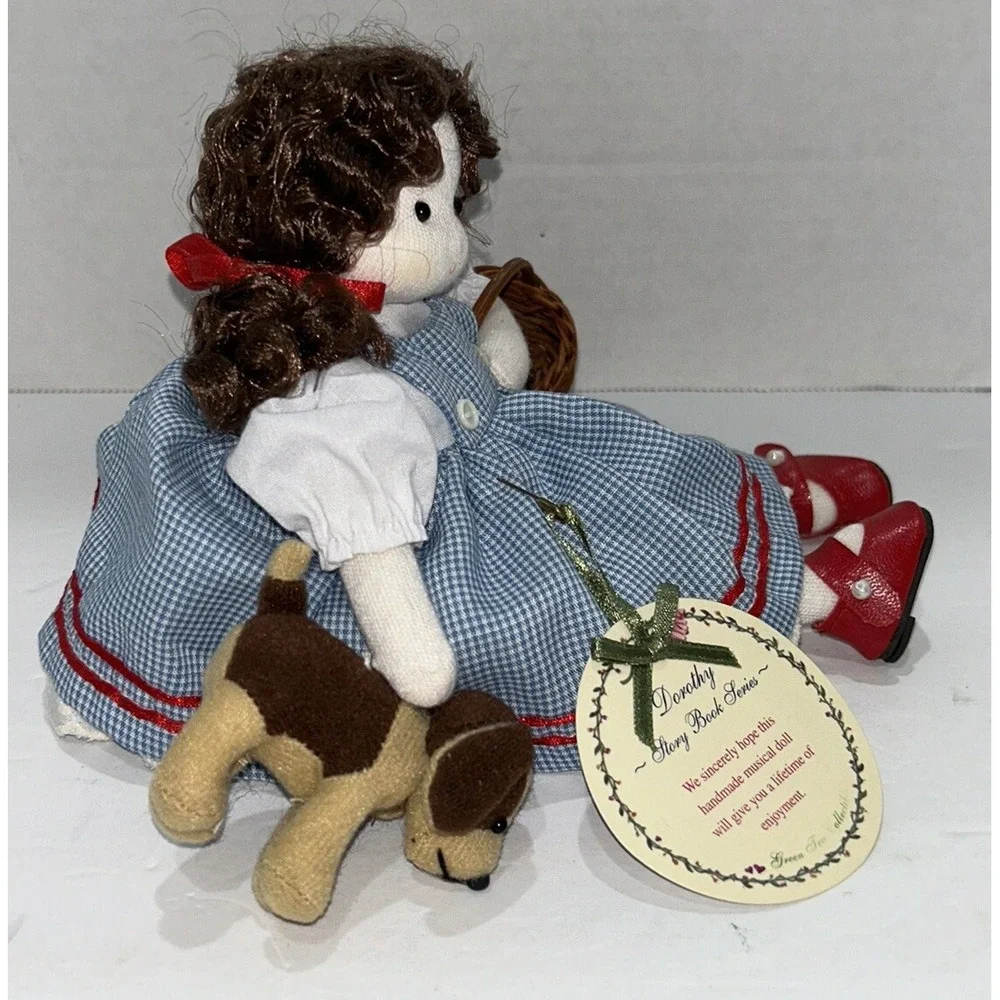 Dorothy Musical Animated Shelf Sitter With Toto And Basket Wizard Of Oz Doll VTG
